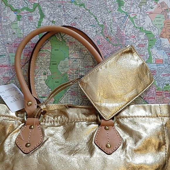 J Crew Gold Leather Thompson Tote NWT - Picture 2 of 5
